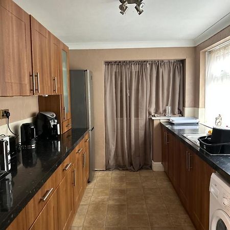 Village Rooms Marton-in-Cleveland 外观 照片